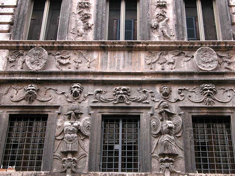 Piccoli Tesori nascosti a Roma: 29 - Palazzo dei Pupazzi
