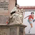 Statua dei Profeti a Piazza di Spagna e Francesco Totti