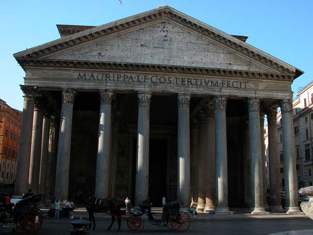 Pantheon di Roma: 3 - La facciata