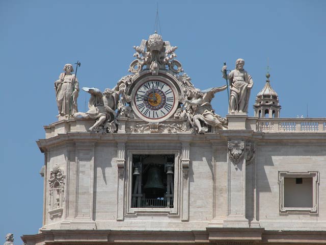 Basilica di San Pietro: 11 - L'orologio