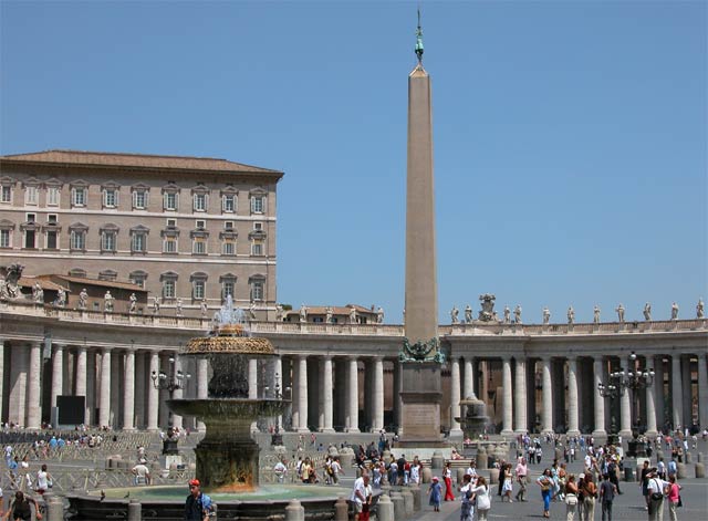 Piazza San Pietro: 33 - Fontana, Obelisco e Colonnato
