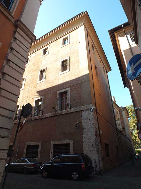 Via Giulia: 47 - Palazzo delle Carceri Nuove