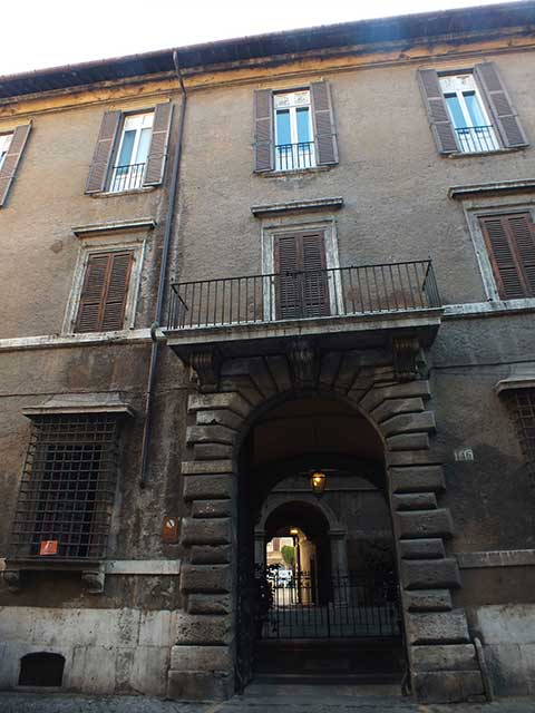 Via Giulia: 38 - Palazzo d'Epoca