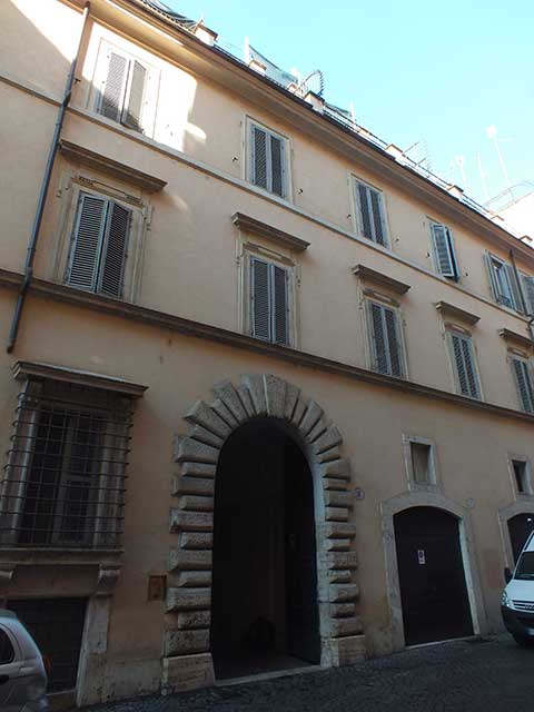 Via Giulia: 27 - Palazzo d'Epoca