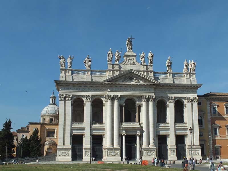 Passeggiate Romane: Colosseo - San Giovanni - Colosseo: 41 - Basilica di San Giovanni in Laterano