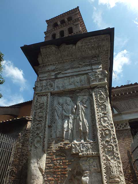Passeggiate Romane - da Porta Portese a Porta San Paolo: 42 - Arco degli Argentieri